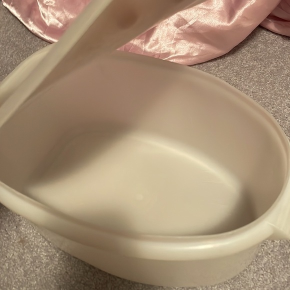 Vintage Clear Sheer Tupperware large storage - Picture 5 of 9